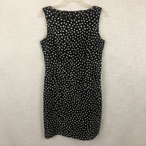 straight shift dress